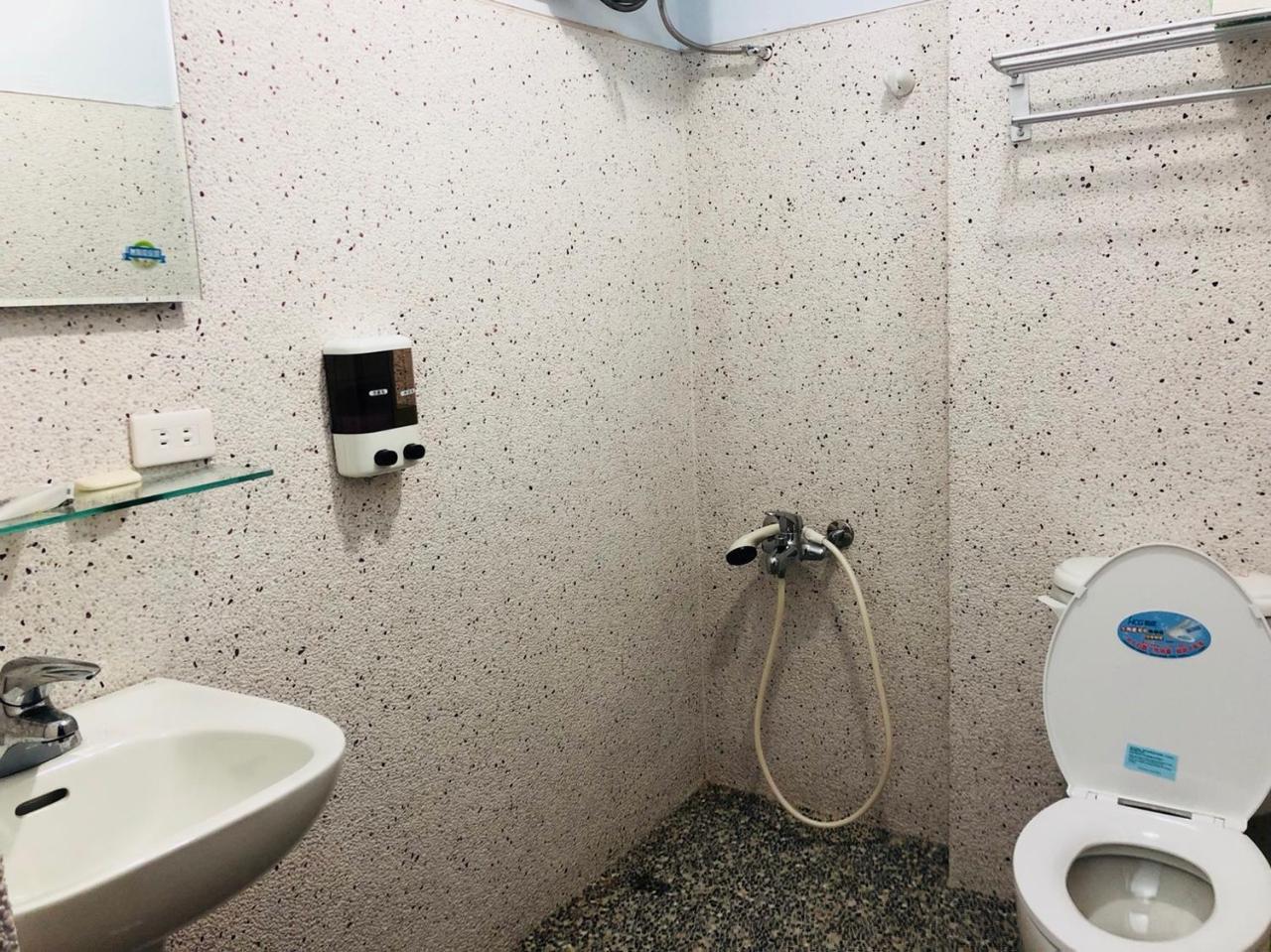 Zhongxing Hotel Tongluo Екстер'єр фото