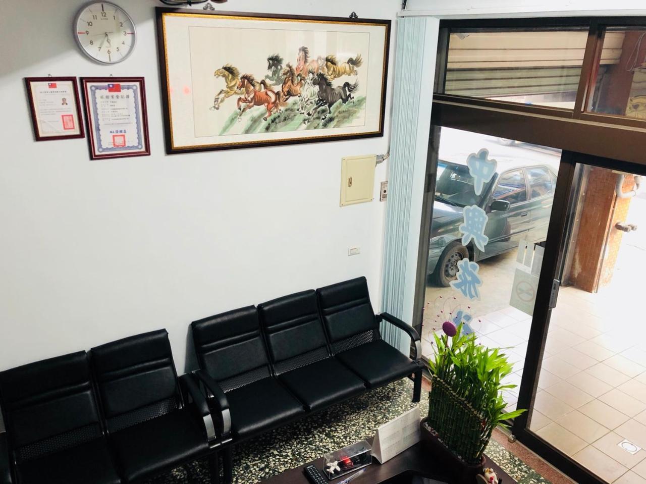 Zhongxing Hotel Tongluo Екстер'єр фото